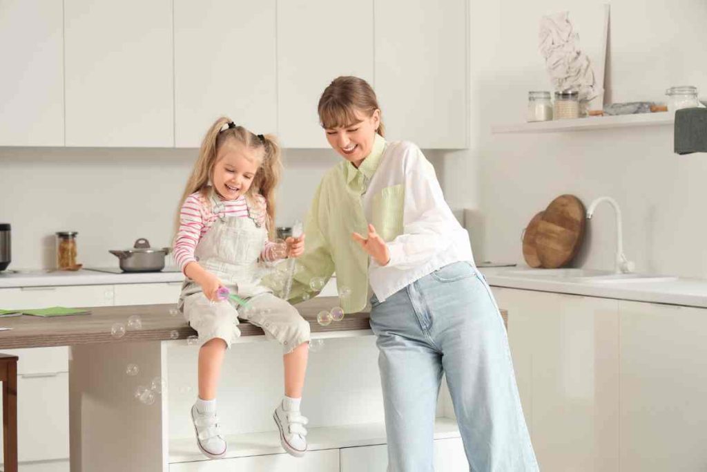 salaire horaire d'une assistante maternelle